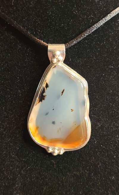 Pendant - Montana Agate in Sterling Silver