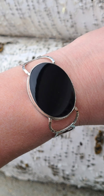 Bracelet - Onyx in Sterling Silver bangle