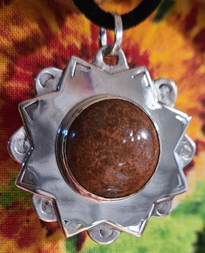 Pendant - Chrysanthemum Agate in a Sterling Silver Sunflower