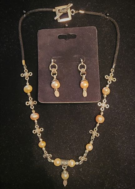 Necklace and earring set - freshwater pearls with silver knot accents