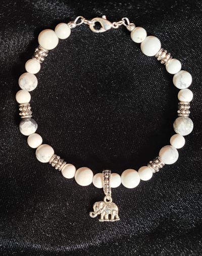 Wagnerite and howlite bracelet with silver Ganesha charm